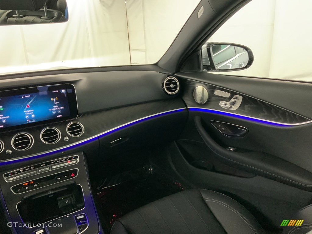 2022 E 350 Sedan - Cirrus Silver Metallic / Black photo #27