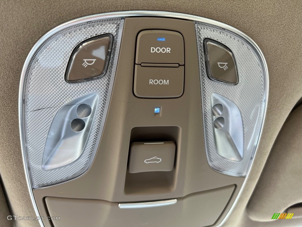 2013 Hyundai Equus Signature Controls Photos