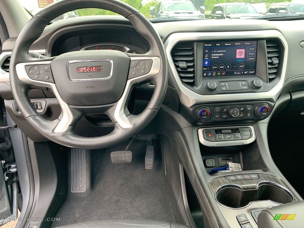 2021 GMC Acadia SLT AWD Dashboard Photos