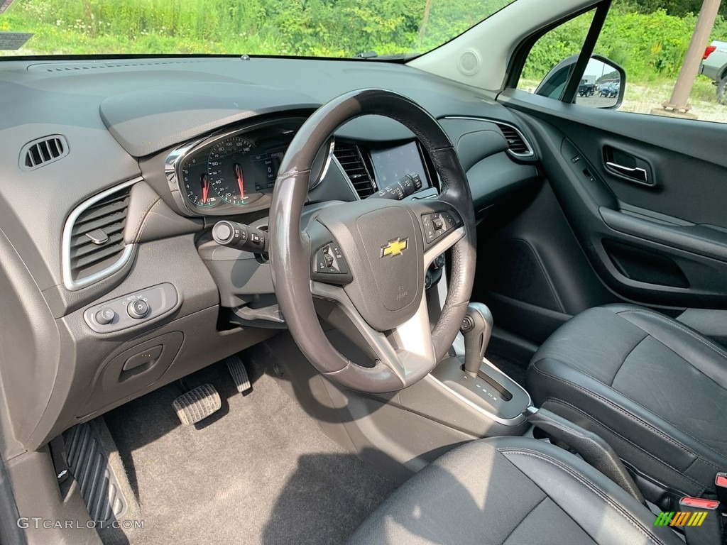2020 Chevrolet Trax LT AWD Front Seat Photo #146474206