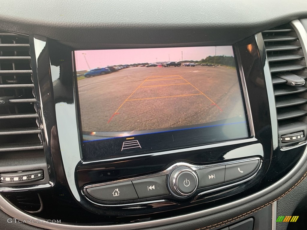 2020 Chevrolet Trax LT AWD Controls Photo #146474344