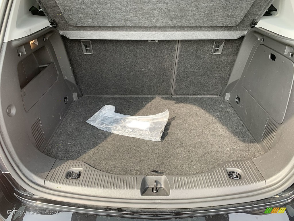 2020 Chevrolet Trax LT AWD Trunk Photos