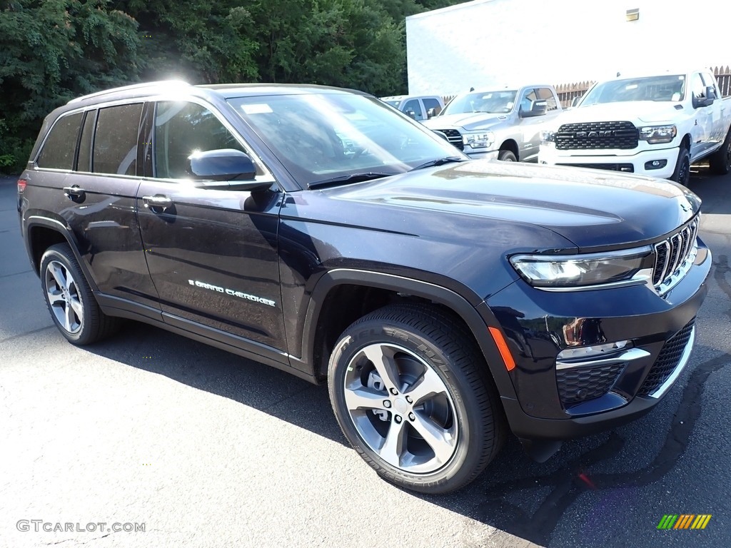 2023 Grand Cherokee 4XE - Midnight Sky / Global Black photo #8