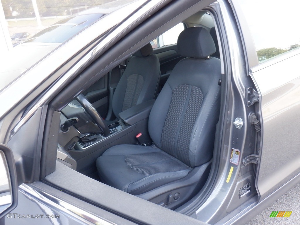 2018 Hyundai Sonata SEL Front Seat Photo #146475520