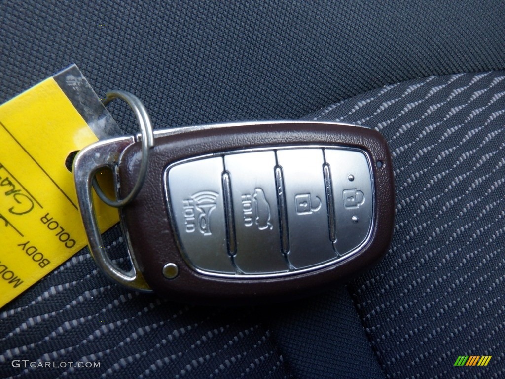 2018 Hyundai Sonata SEL Keys Photos