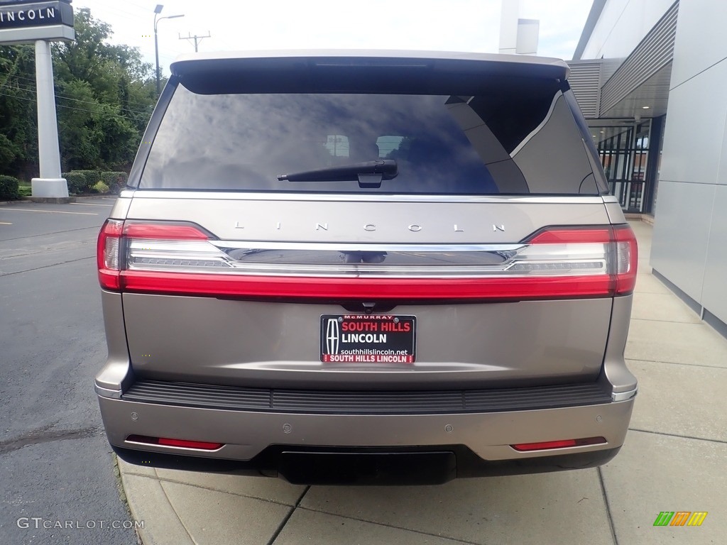 2020 Navigator L Reserve 4x4 - Iced Mocha / Ebony photo #4