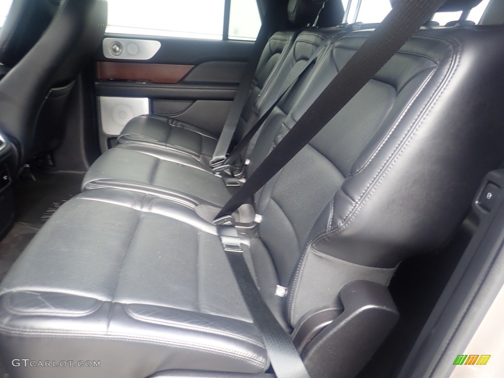 2020 Lincoln Navigator L Reserve 4x4 Rear Seat Photos