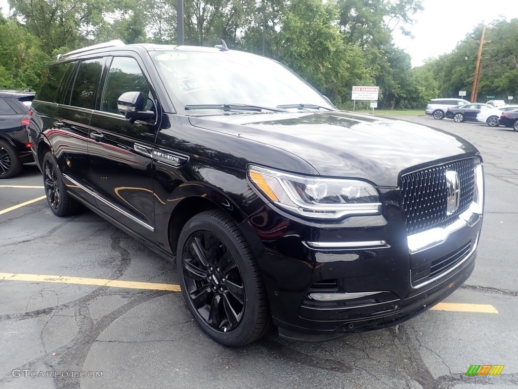 Infinite Black Metallic 2022 Lincoln Navigator L Reserve 4x4 Exterior Photo #146478229