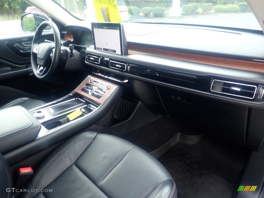 2020 Lincoln Aviator Grand Touring AWD Dashboard Photos