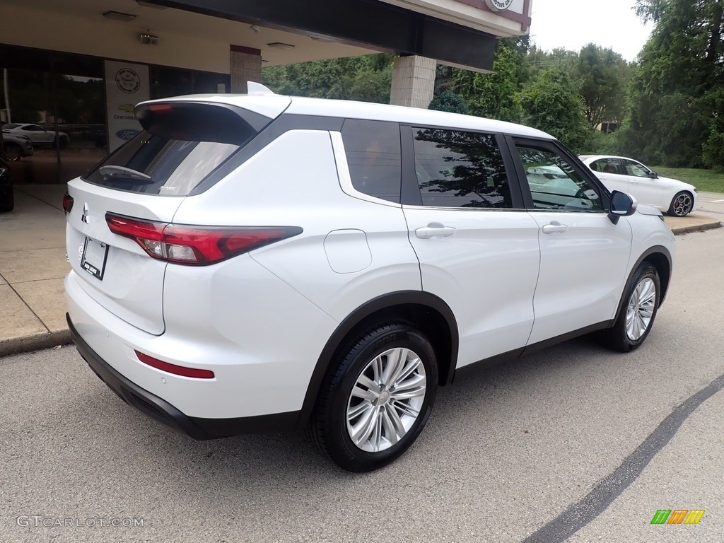 2022 Outlander ES S-AWC - White Diamond / Black photo #8