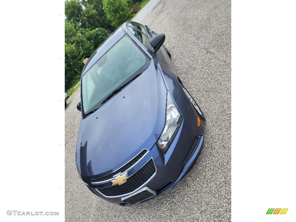 2014 Cruze LS - Atlantis Blue Metallic / Jet Black/Medium Titanium photo #9