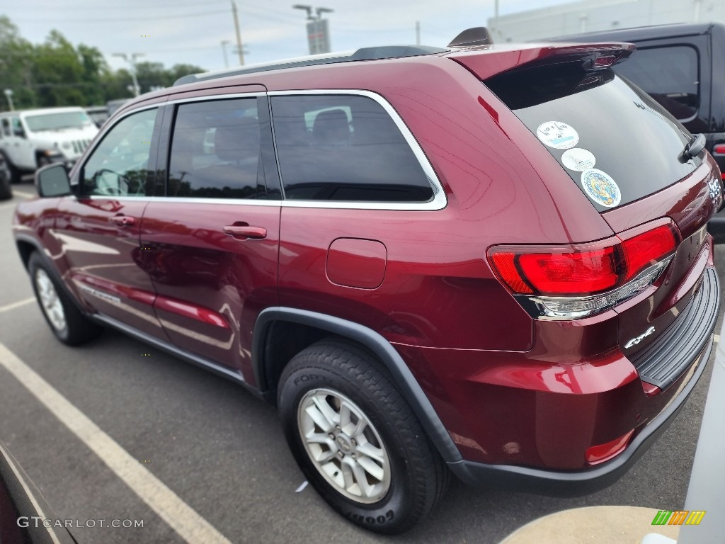 2020 Grand Cherokee Laredo E 4x4 - Velvet Red Pearl / Black photo #4