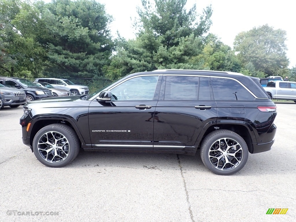Diamond Black Crystal Pearl 2023 Jeep Grand Cherokee Summit Reserve 4WD Exterior Photo #146482034