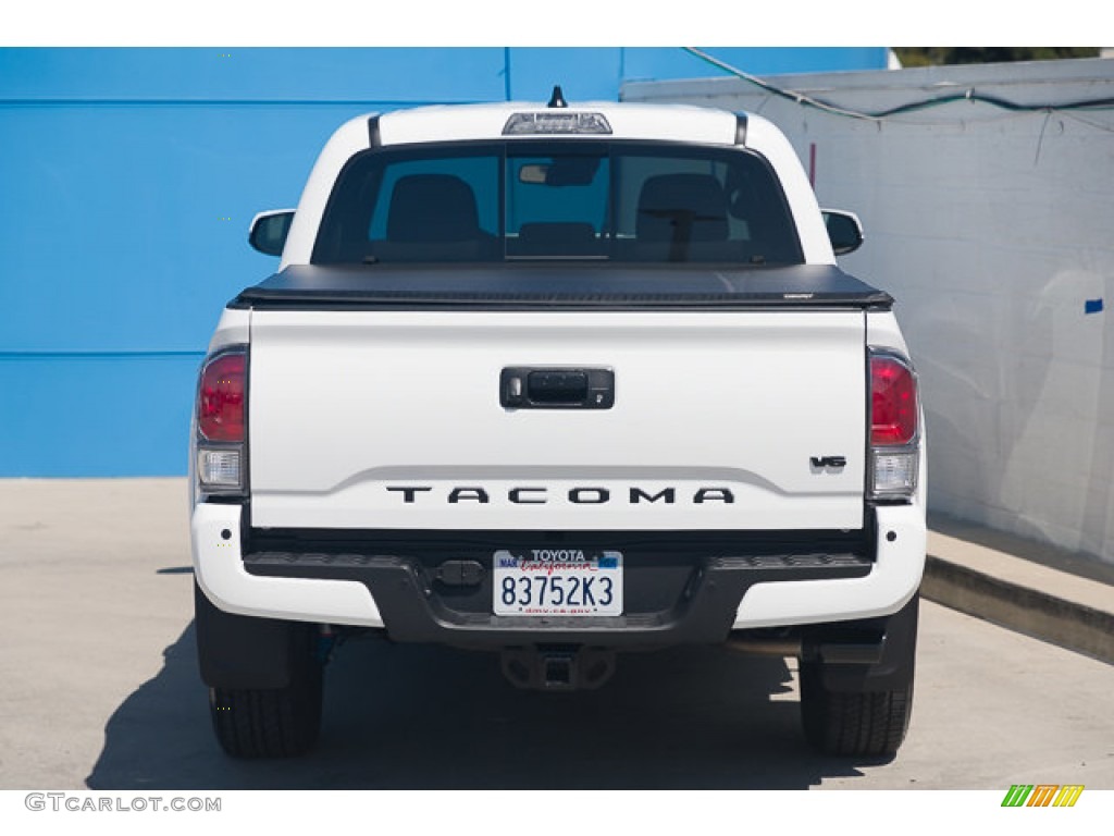 2022 Tacoma TRD Sport Double Cab 4x4 - Super White / Cement/Black photo #9