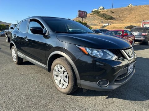 2018 Nissan Rogue Sport S Data, Info and Specs