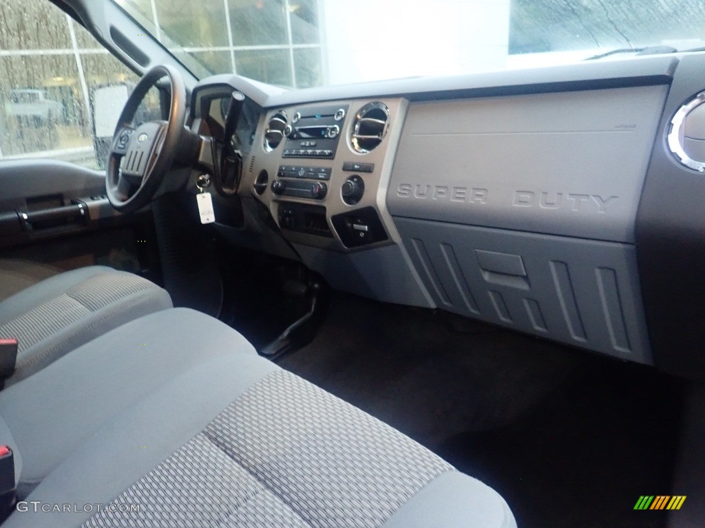 2016 F250 Super Duty XLT Crew Cab 4x4 - Oxford White / Steel photo #11