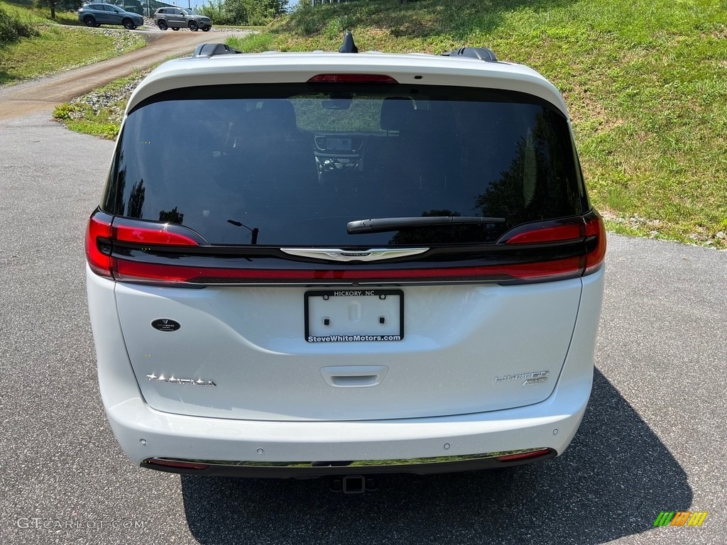 2023 Pacifica Limited AWD - Bright White / Black/Alloy photo #7