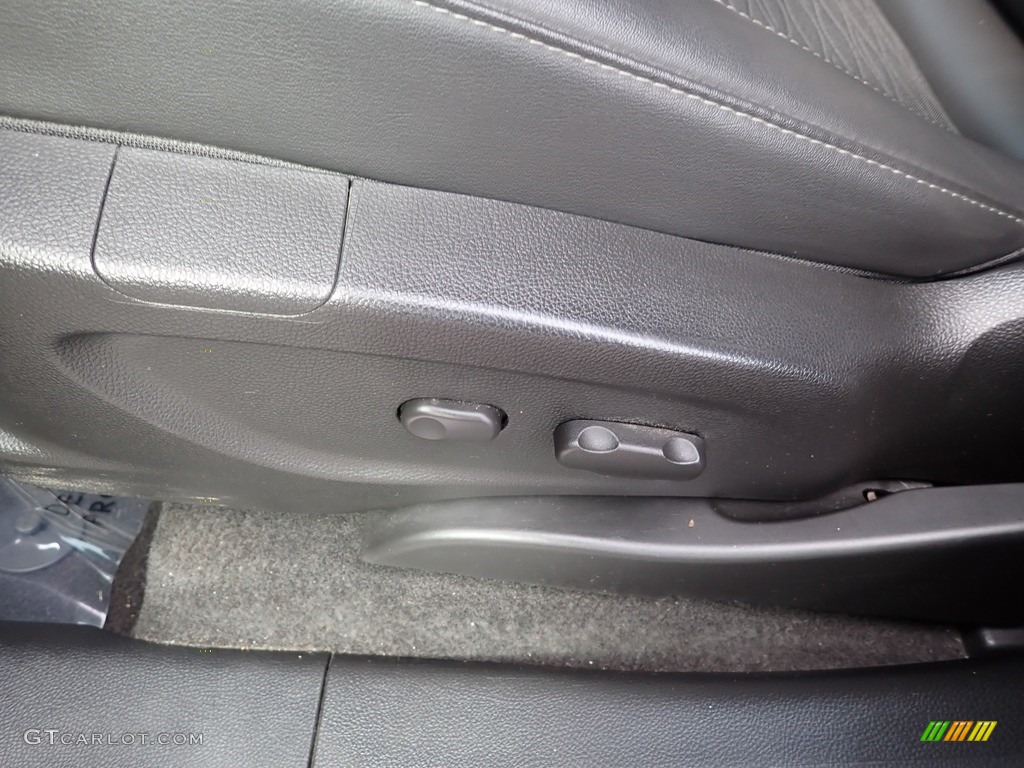 2016 Encore Convenience AWD - Winterberry Red Metallic / Ebony photo #21