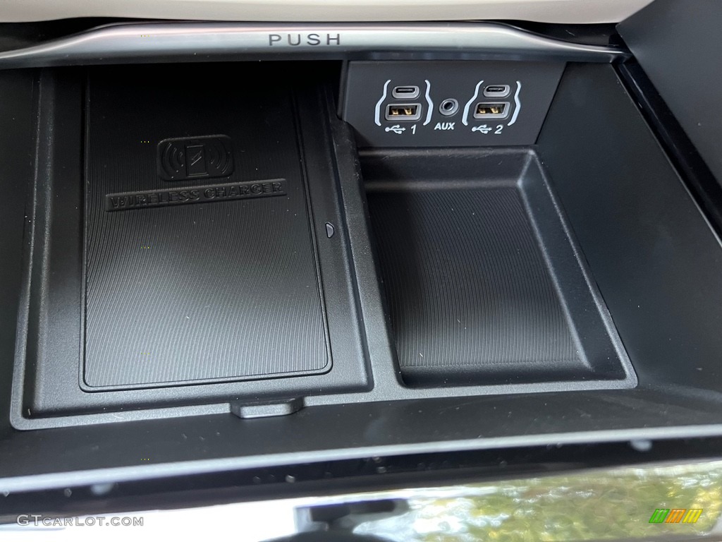 2023 Pacifica Limited AWD - Bright White / Black/Alloy photo #29
