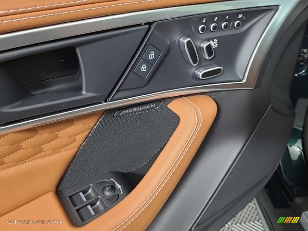 2024 Jaguar F-TYPE 450 R-Dynamic Coupe Tan w/Light Oyster Stitching Door Panel Photo #146490004