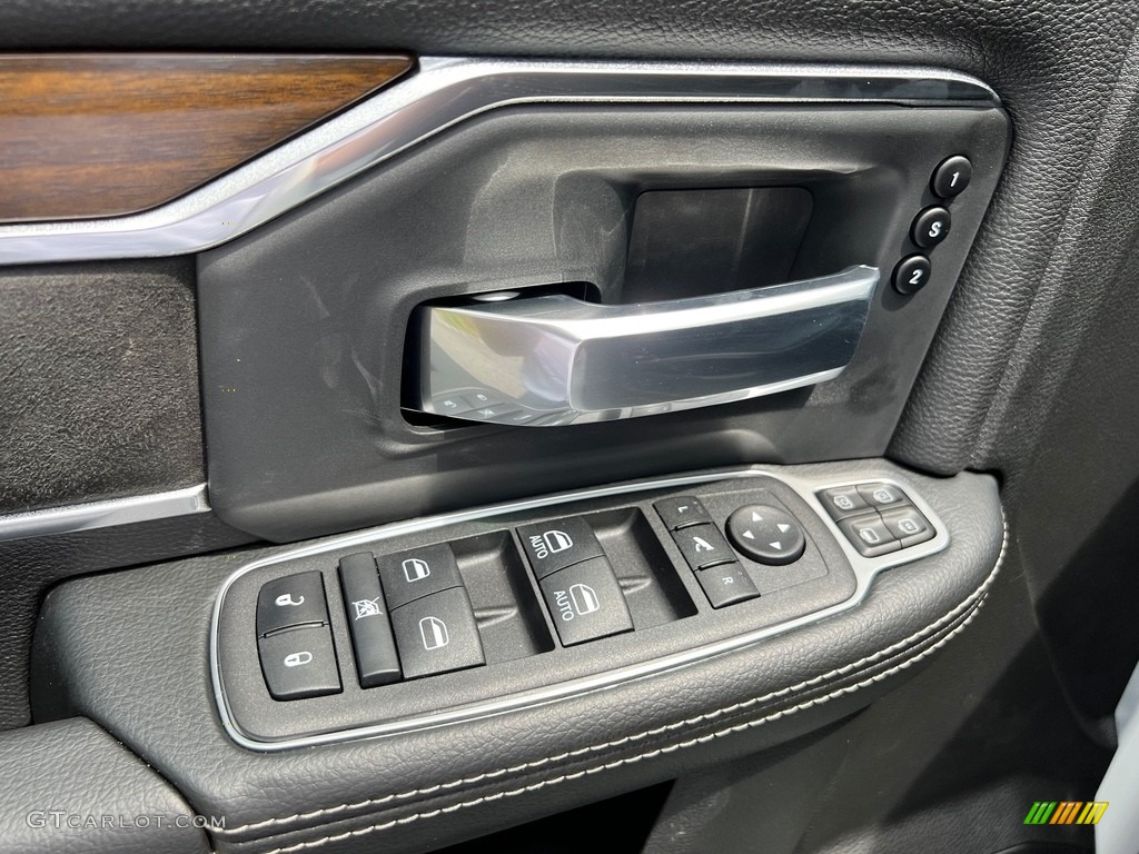 2024 Ram 2500 Laramie Crew Cab 4x4 Door Panel Photos