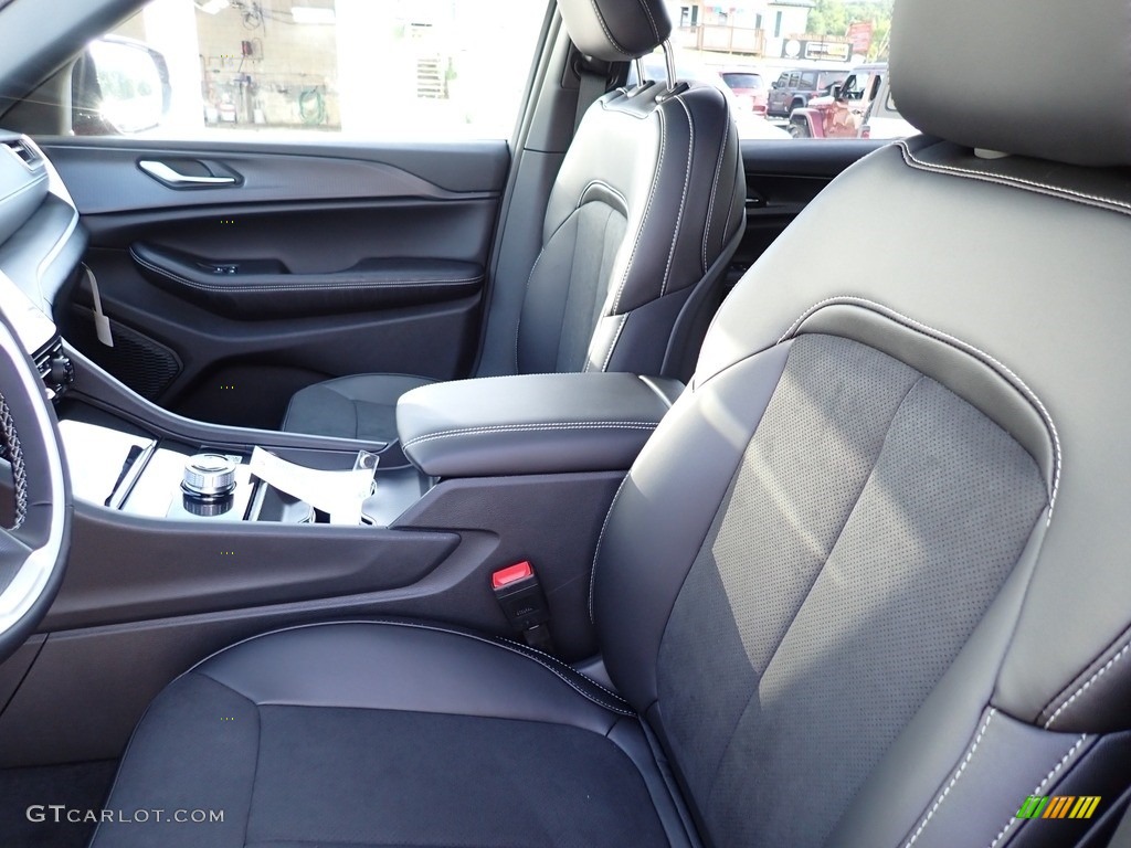 2023 Grand Cherokee L Altitude 4x4 - Velvet Red Pearl / Global Black photo #11