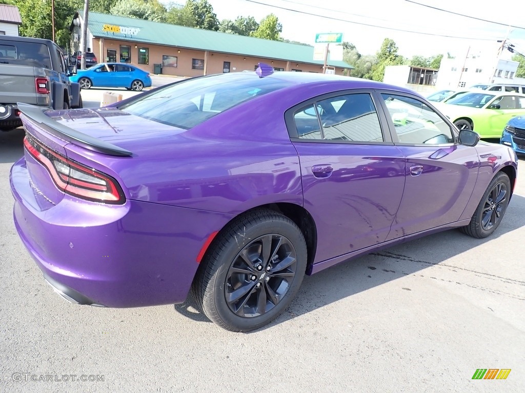 2023 Charger SXT AWD Blacktop - Plum Crazy Pearl / Black photo #6