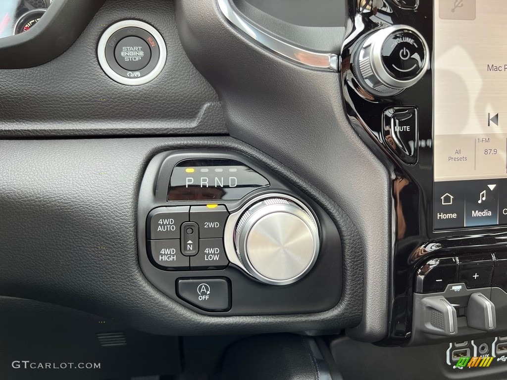 2024 Ram 1500 Laramie Crew Cab 4x4 8 Speed Automatic Transmission Photo #146492017
