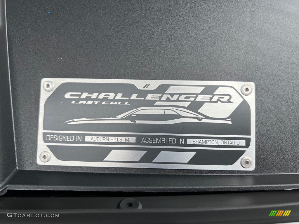 2023 Challenger SRT Hellcat JailBreak - White Knuckle / Black photo #13