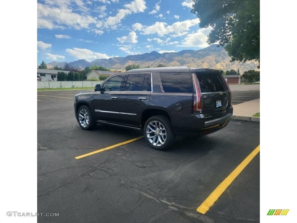 Dark Granite Metallic 2017 Cadillac Escalade Platinum 4WD Exterior Photo #146493388