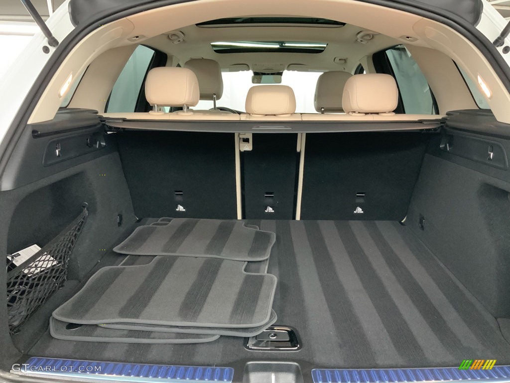 2022 GLC 300 - Polar White / Silk Beige photo #9