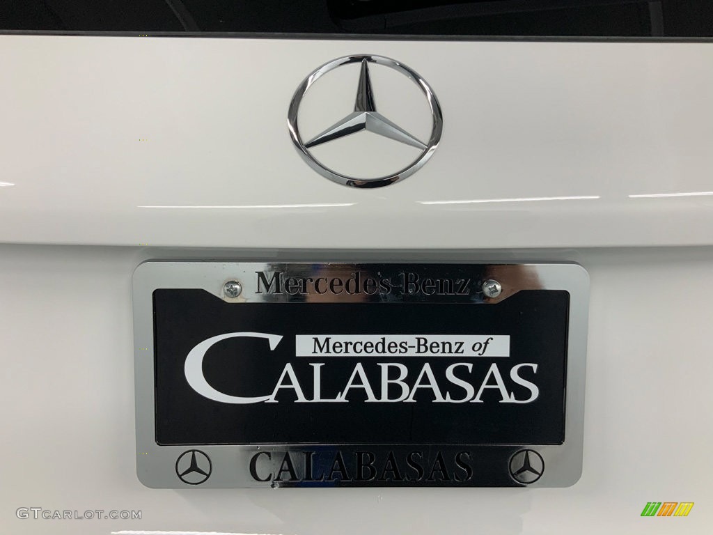 2022 GLC 300 - Polar White / Silk Beige photo #10