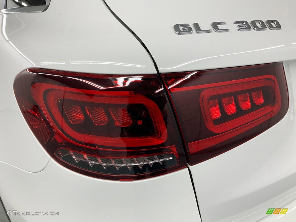 2022 GLC 300 - Polar White / Silk Beige photo #12