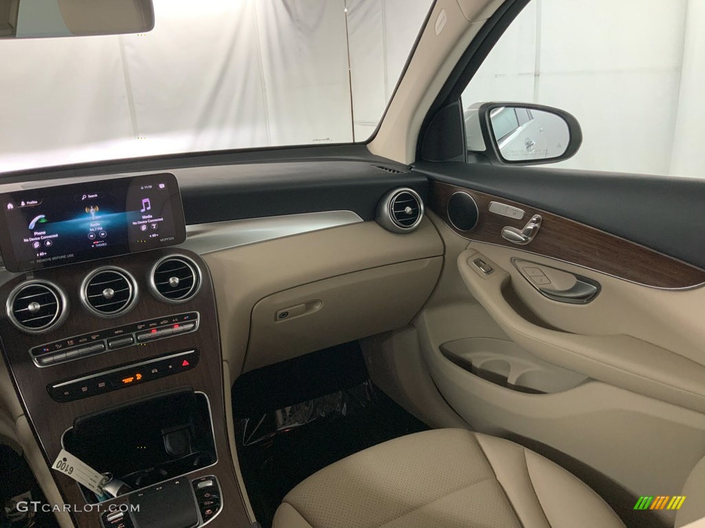 2022 GLC 300 - Polar White / Silk Beige photo #27