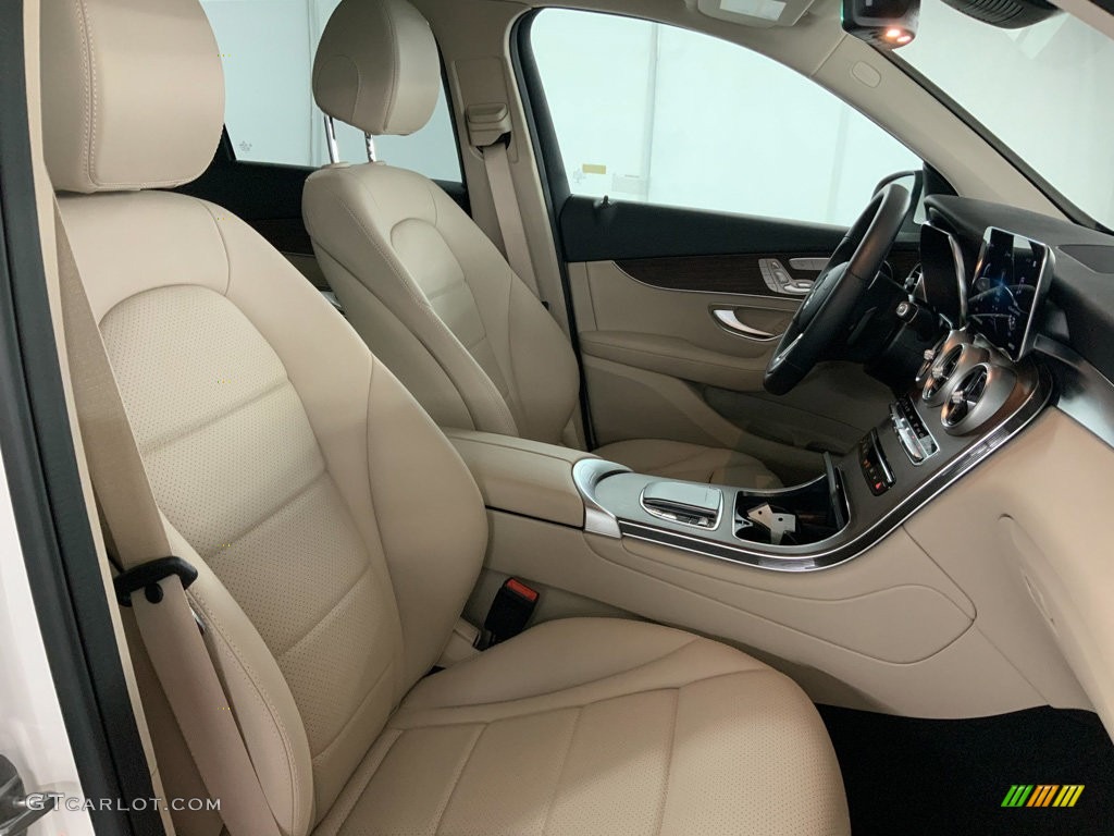 2022 GLC 300 - Polar White / Silk Beige photo #33