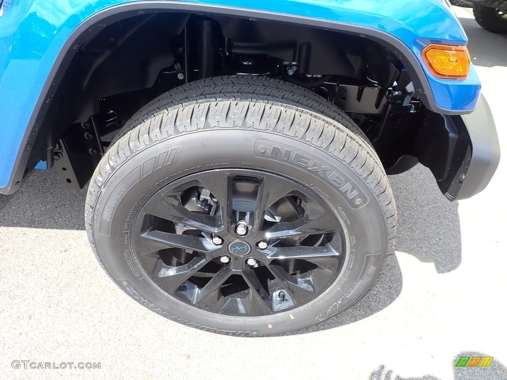 2024 Wrangler 4-Door Sahara 4xe Hybrid - Hydro Blue Pearl / Black photo #9