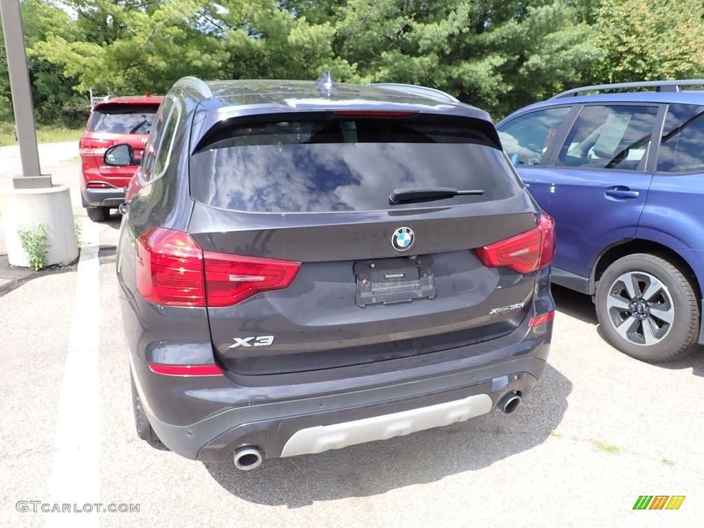 2019 X3 xDrive30i - Dark Graphite Metallic / Black photo #3