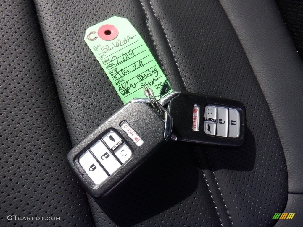 2019 CR-V Touring AWD - Lunar Silver Metallic / Black photo #30