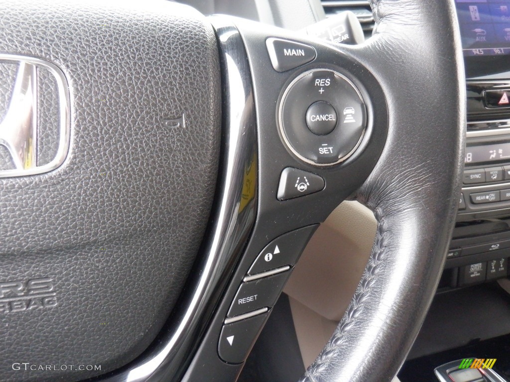 2016 Honda Pilot Touring AWD Steering Wheel Photos
