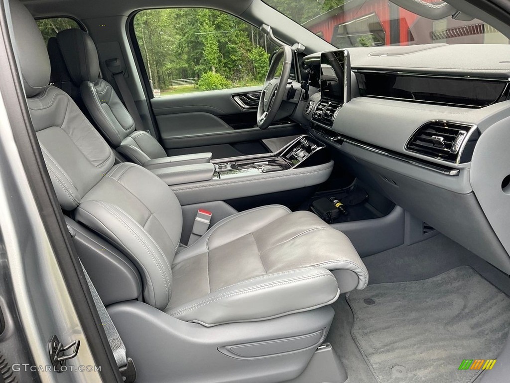 2020 Lincoln Navigator Reserve 4x4 Front Seat Photos