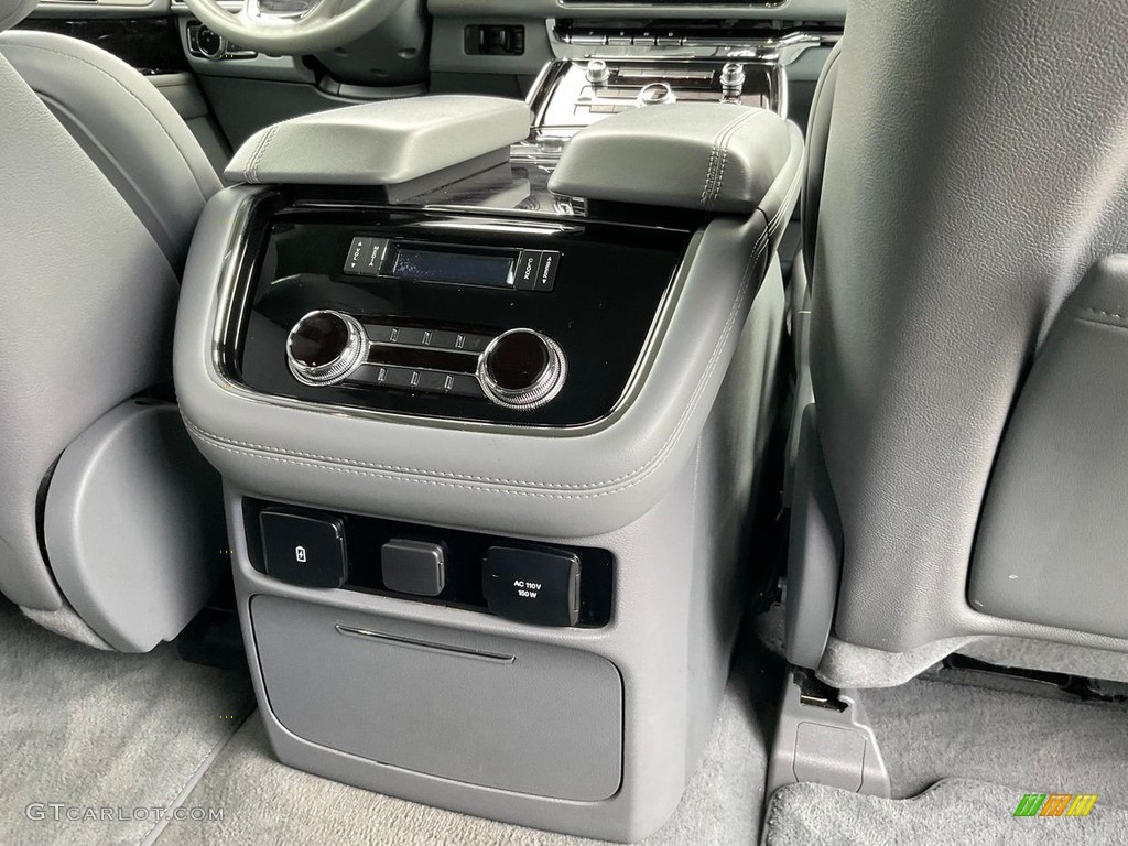 2020 Lincoln Navigator Reserve 4x4 Controls Photo #146497255