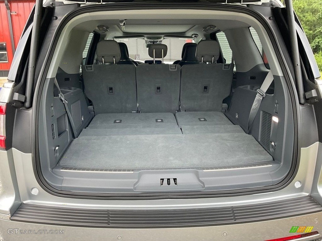 2020 Lincoln Navigator Reserve 4x4 Trunk Photos