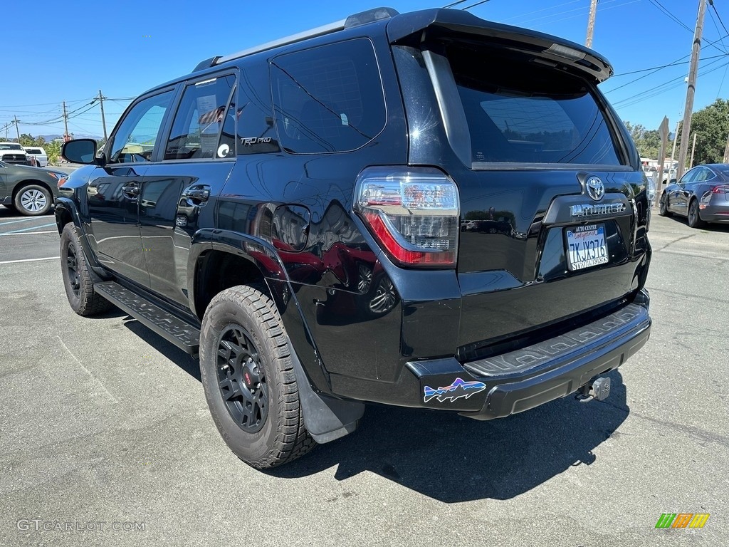 2015 4Runner TRD Pro 4x4 - Attitude Black / Black photo #4