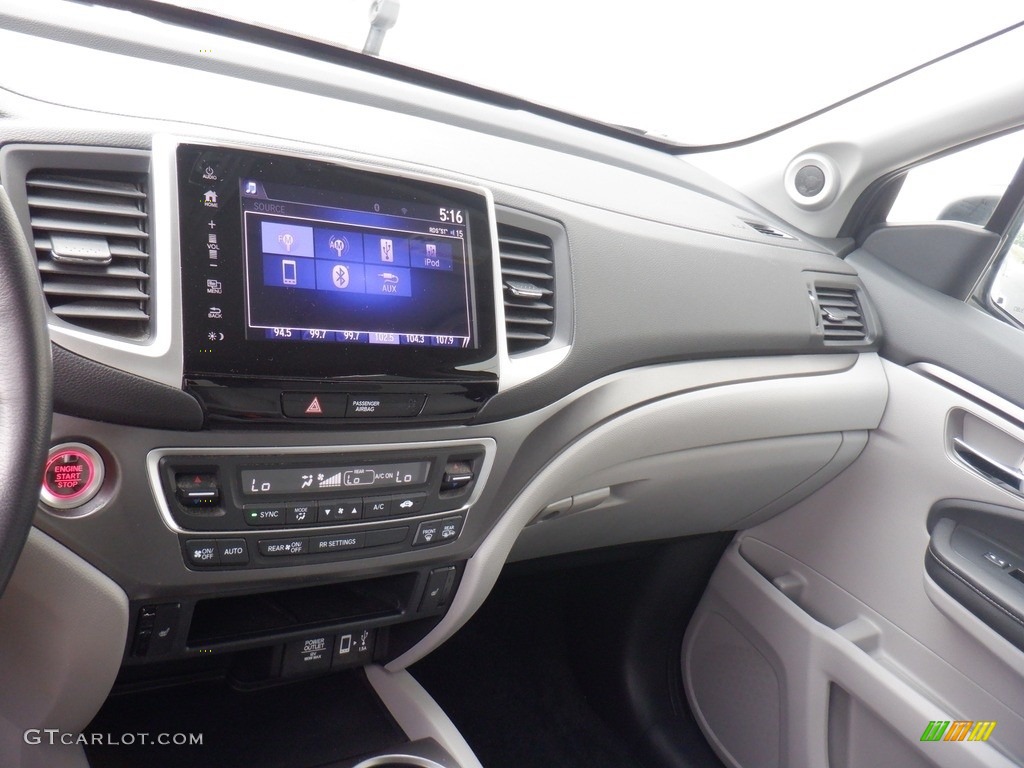 2020 Honda Ridgeline RTL AWD Black Dashboard Photo #146498323