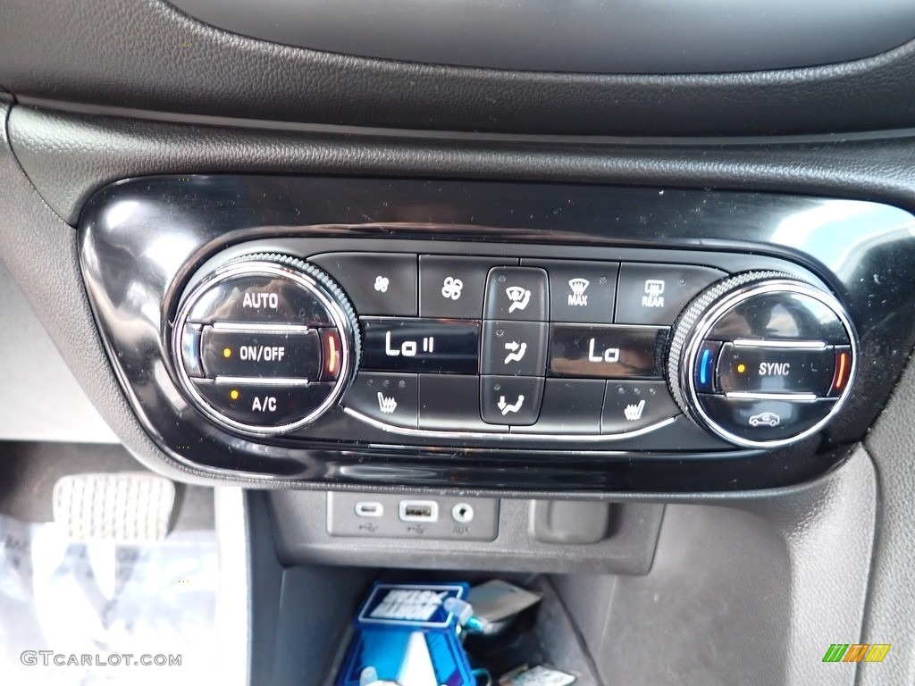 2020 Buick Encore GX Select AWD Controls Photos
