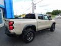 Sand Dune Metallic - Colorado ZR2 Crew Cab 4x4 Photo No. 9