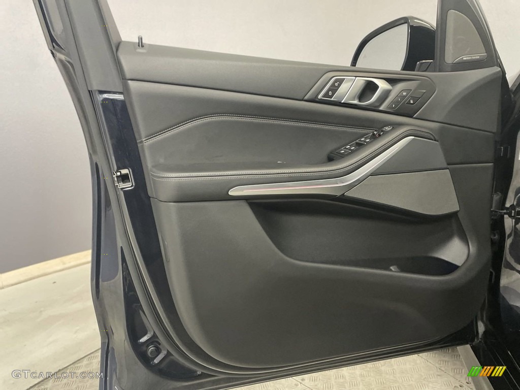 2019 X5 xDrive50i - Carbon Black Metallic / Black photo #12