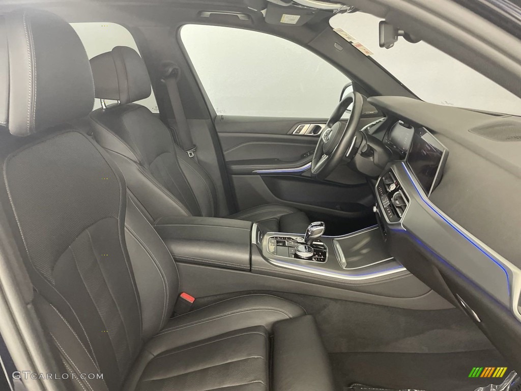 2019 X5 xDrive50i - Carbon Black Metallic / Black photo #31