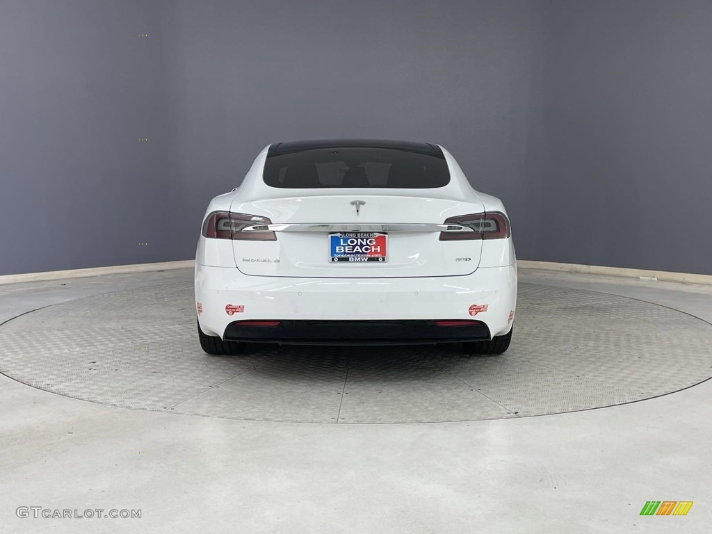 2016 Model S 60D - Solid White / Black photo #4