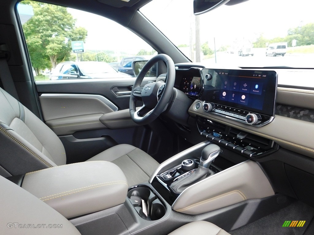 2023 Chevrolet Colorado ZR2 Crew Cab 4x4 Controls Photos